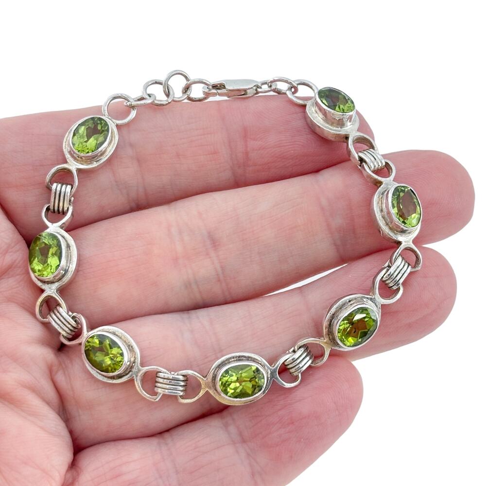Vintage Sterling Silver 925 Preridot Link Bracelet 7"-7.5"